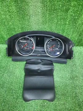 ЩИТОК ПРИБОРОВ НА VOLKSWAGEN GOLF 5G1 CZEA