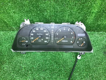ЩИТОК ПРИБОРОВ НА TOYOTA CRESTA GX90 1G-FE