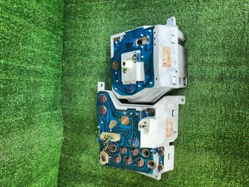 ЩИТОК ПРИБОРОВ НА NISSAN ATLAS TGF22 TD23