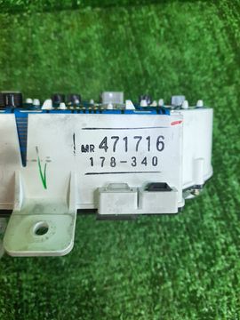 ЩИТОК ПРИБОРОВ НА MITSUBISHI CHARIOT GRANDIS N84W 4G64