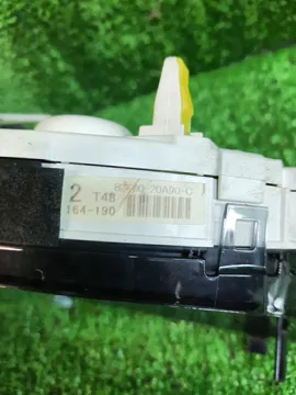 ЩИТОК ПРИБОРОВ НА TOYOTA PREMIO ZRT265 2ZR-FE