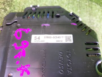 ЩИТОК ПРИБОРОВ НА TOYOTA VITZ KSP130 1KR-FE