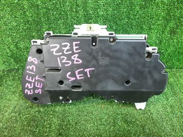 ЩИТОК ПРИБОРОВ НА TOYOTA VOLTZ ZZE138 1ZZ-FE