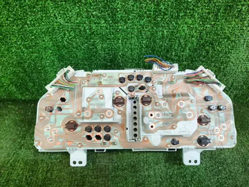 ЩИТОК ПРИБОРОВ НА SUBARU FORESTER SF5 EJ20E