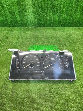 ЩИТОК ПРИБОРОВ НА TOYOTA CROWN GS131 1G-GZE