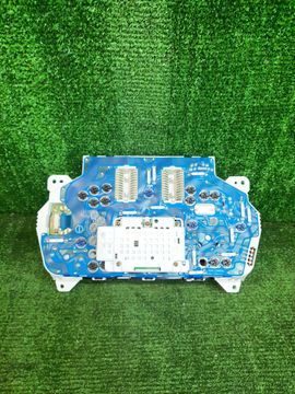 ЩИТОК ПРИБОРОВ НА MITSUBISHI MIRAGE DINGO CQ2A 4G15