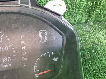 ЩИТОК ПРИБОРОВ НА MITSUBISHI MIRAGE DINGO CQ2A 4G15