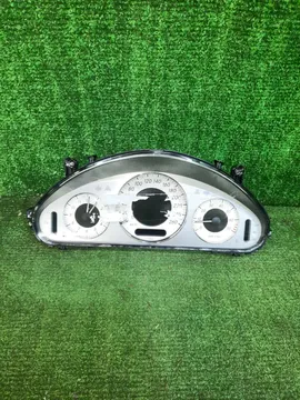 ЩИТОК ПРИБОРОВ НА MERCEDES-BENZ E300 W211