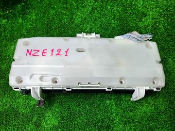 ЩИТОК ПРИБОРОВ НА TOYOTA COROLLA NZE121 1NZ-FE