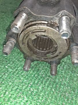 ЛОК НА ISUZU BIGHORN UBS25