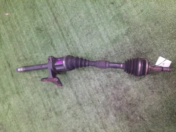 ПРИВОД НА TOYOTA NOAH ZRR70G 3ZR-FE