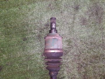 ПРИВОД НА TOYOTA RUSH J210E 3SZ-VE