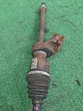 ПРИВОД НА MAZDA AXELA BK5P ZY-VE