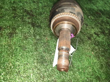 ПРИВОД НА TOYOTA ISIS ZGM11G 3ZR-FAE