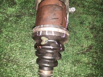 ПРИВОД НА HONDA VEZEL RU3 LEB