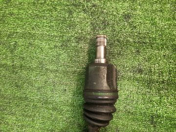 ПРИВОД НА MITSUBISHI CHARIOT GRANDIS N84W 4G64