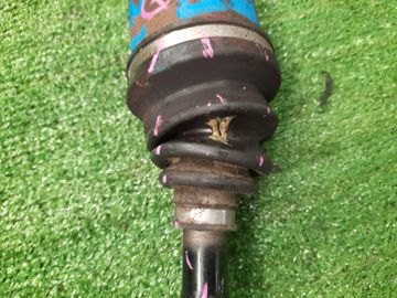 ПРИВОД НА HONDA STREAM RN1 D17A