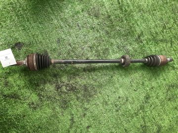 ПРИВОД НА HONDA FIT GD1 L13A