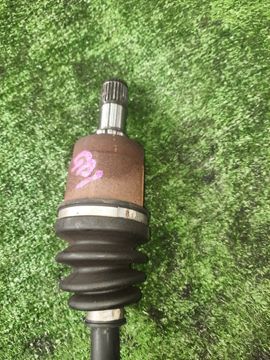 ПРИВОД НА HONDA FIT GD1 L13A