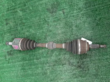 ПРИВОД НА MITSUBISHI CHARIOT GRANDIS N84W 4G64