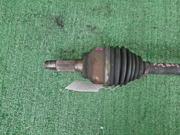 ПРИВОД НА MAZDA AXELA BK5P ZY-VE