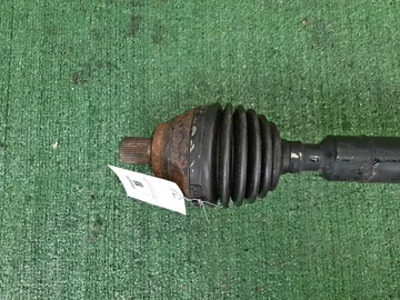 ПРИВОД НА AUDI A3 8V1 CXS