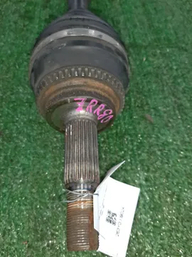 ПРИВОД НА TOYOTA NOAH ZRR80G 3ZR-FAE