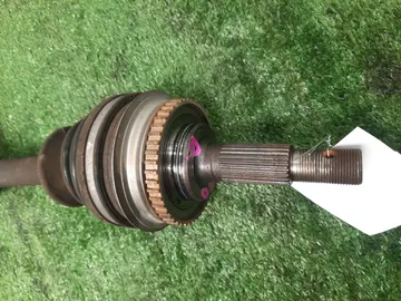 ПРИВОД НА TOYOTA NOAH SR50G 3S-FE