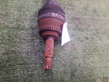 ПРИВОД НА MITSUBISHI CHARIOT GRANDIS N84W 4G64