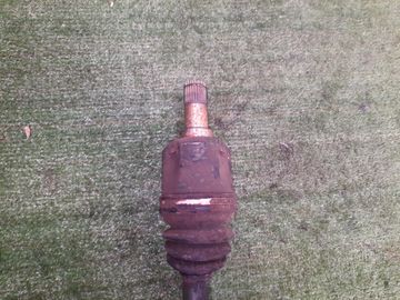 ПРИВОД НА MITSUBISHI CHARIOT GRANDIS N84W 4G64