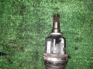 ПРИВОД НА TOYOTA ISIS ZGM10G 2ZR-FAE