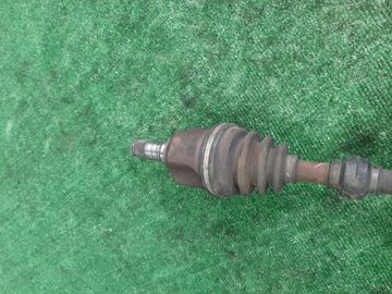 ПРИВОД НА NISSAN BASSARA U30 KA24DE