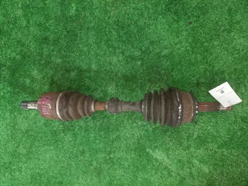 ПРИВОД НА NISSAN BASSARA U30 VQ30DE