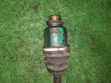 ПРИВОД НА MITSUBISHI CHARIOT GRANDIS N94W 4G64