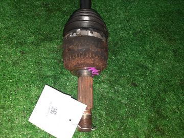 ПРИВОД НА MITSUBISHI CHARIOT GRANDIS N94W 4G64