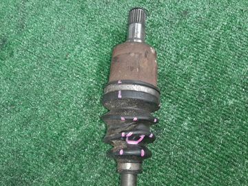 ПРИВОД НА HONDA FIT GD1 L13A