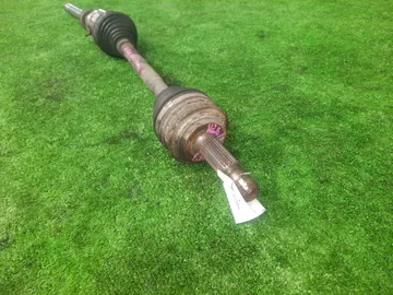 ПРИВОД НА TOYOTA AURIS NZE184H 1NZ-FE