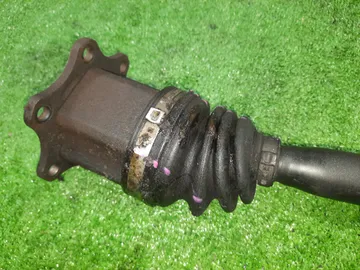 ПРИВОД НА AUDI A4 8E ALT