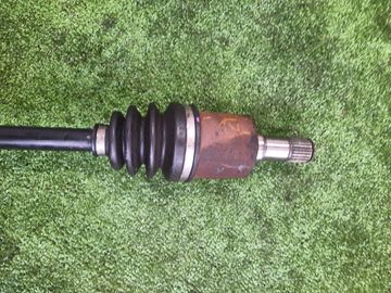 ПРИВОД НА HONDA FIT GD1 L13A