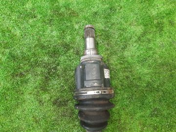 ПРИВОД НА TOYOTA AQUA NHP10 1NZ-FXE