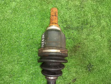 ПРИВОД НА TOYOTA COROLLA  AXIO NZE141 1NZ-FE