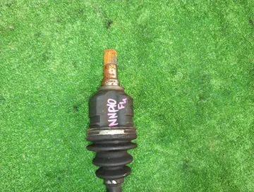 ПРИВОД НА TOYOTA PORTE NNP10 2NZ-FE