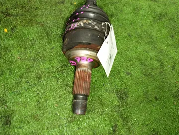 ПРИВОД НА HONDA FIT GE6 L13A