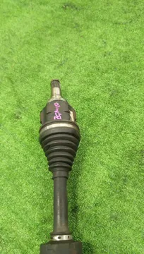 ПРИВОД НА TOYOTA ISIS ZGM10G 2ZR-FAE