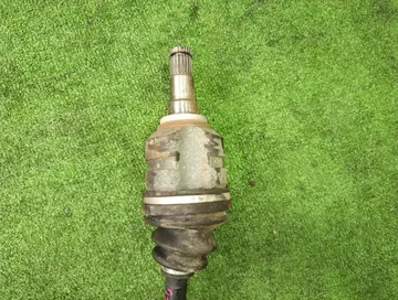 ПРИВОД НА TOYOTA ISIS ZNM10G 1ZZ-FE