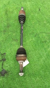 ПРИВОД НА HONDA FIT GD1 L13A