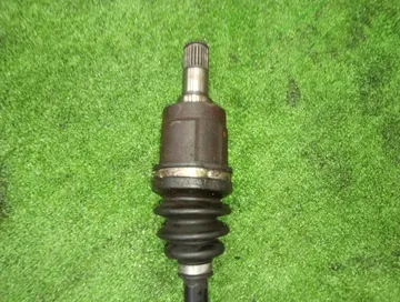 ПРИВОД НА HONDA FIT GD1 L13A