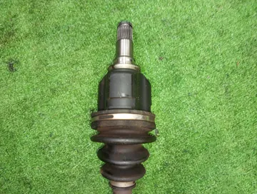 ПРИВОД НА TOYOTA IST NCP60 2NZ-FE