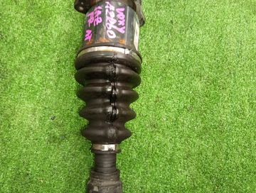 ПРИВОД НА TOYOTA NOAH AZR60G 1AZ-FSE