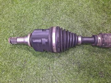 ПРИВОД НА TOYOTA ISIS ZGM10G 2ZR-FAE